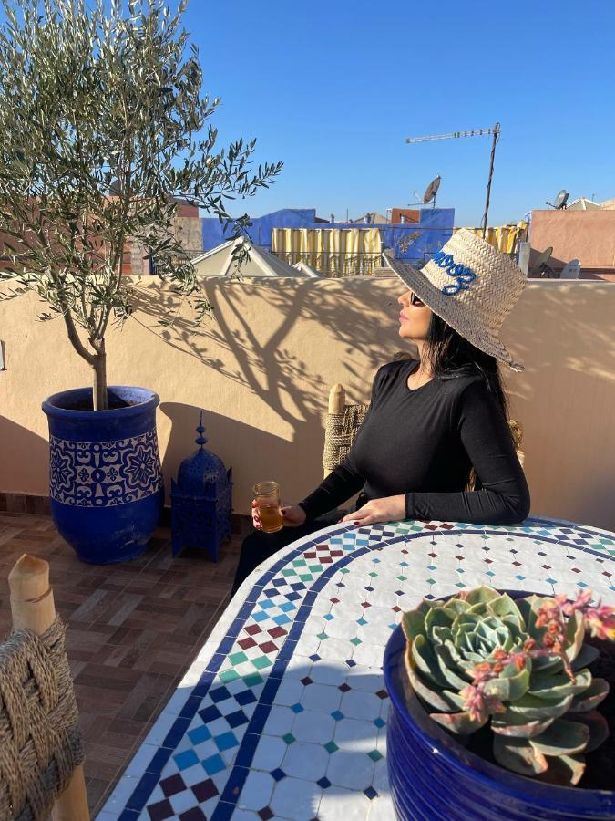 Riad Darnooz