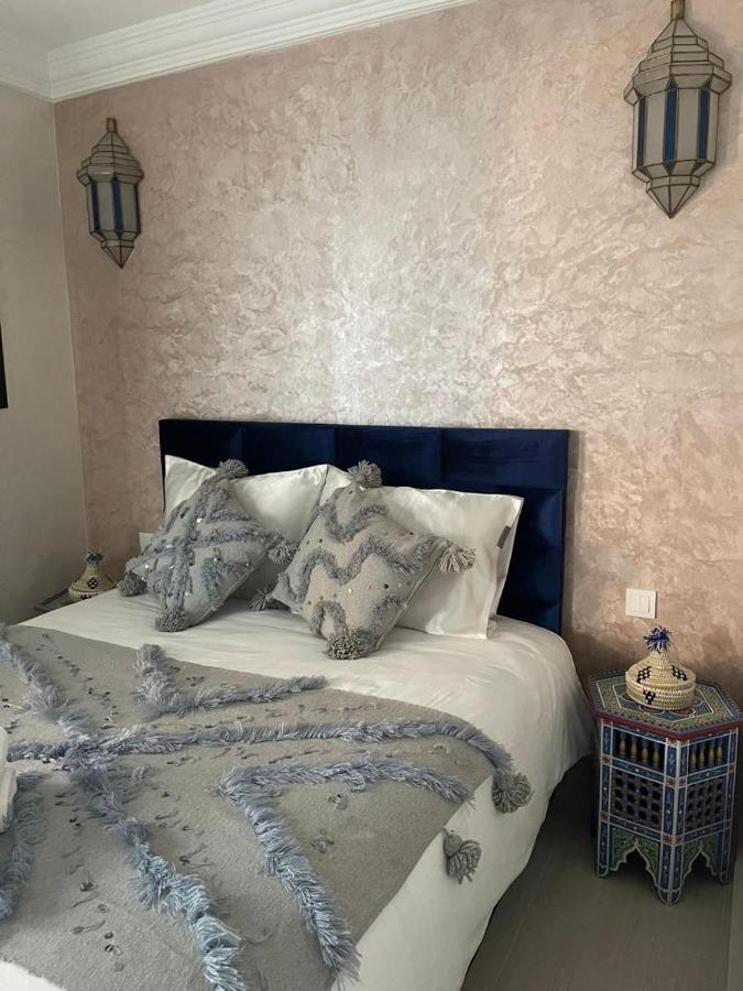 Darnooz Riad *